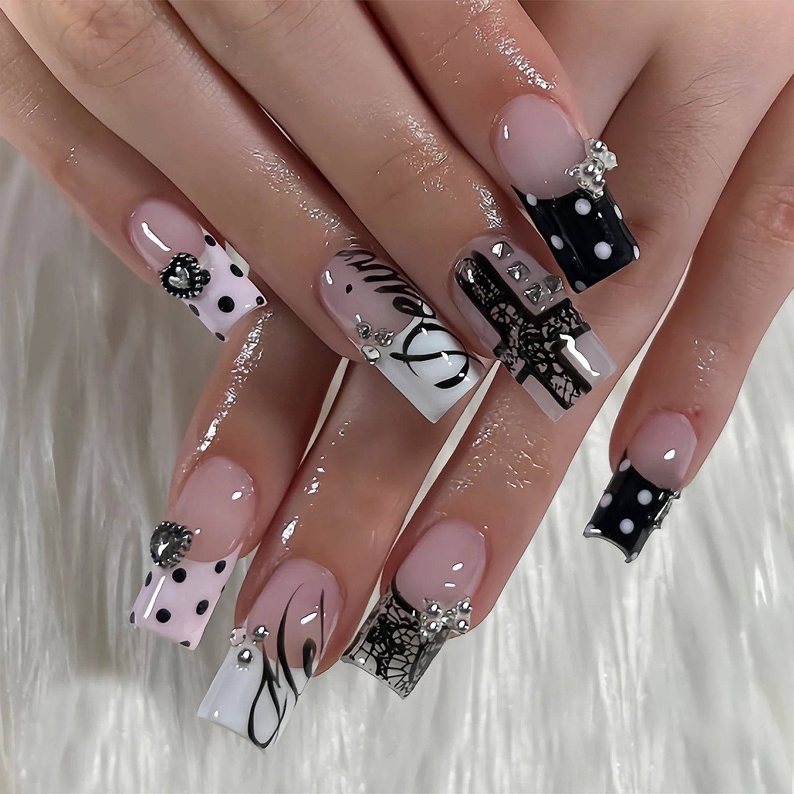 24Pcs Press On Nails Dark Style