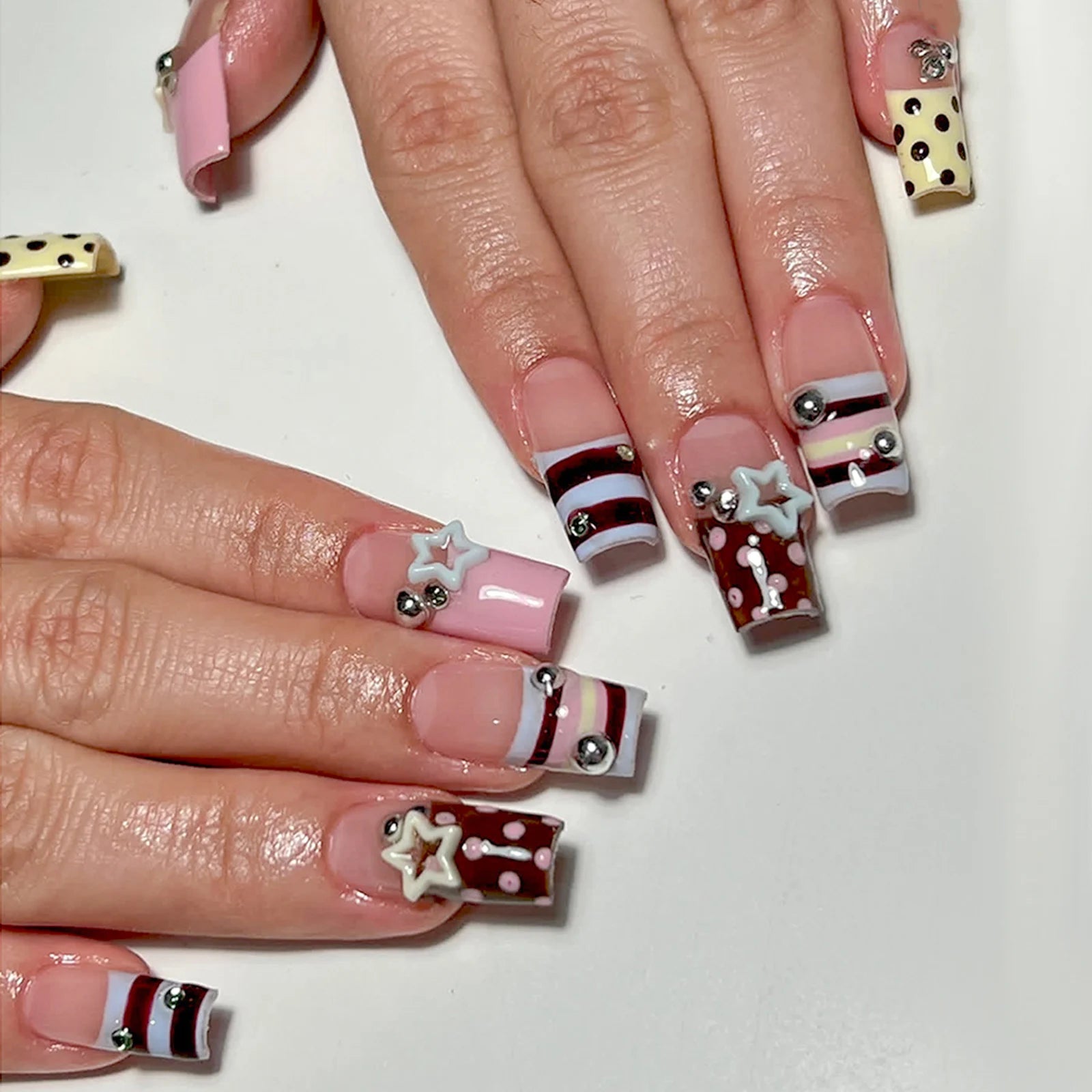 24Pcs Press On Nails Dark Style