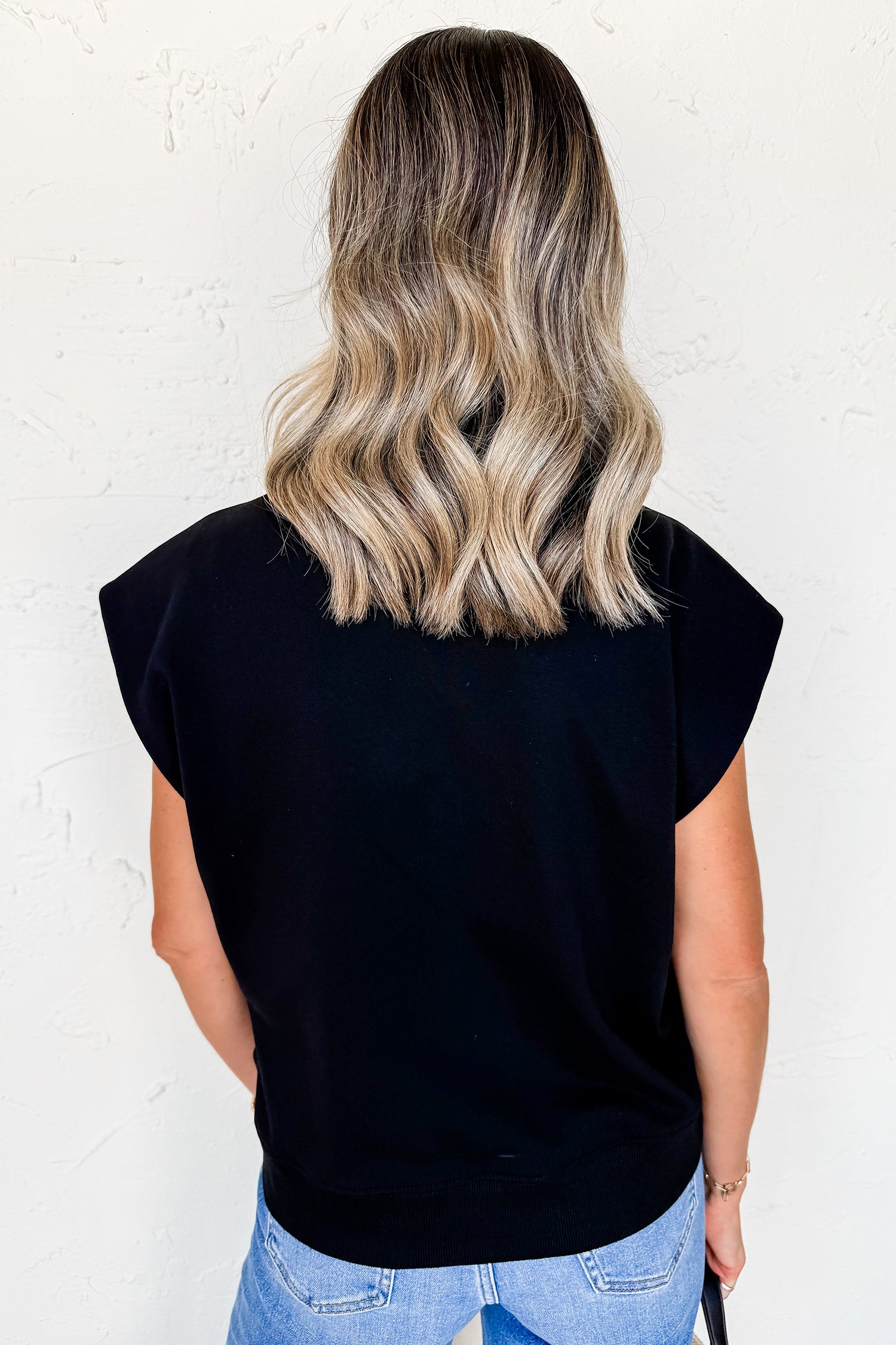 Black Casual Solid Short Sleeve Top with Metal Button Details Key Features